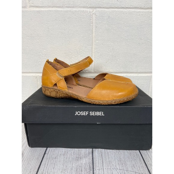 NIB Josef Seibel Rosalie 42 Comfort Sandals Leather Safran Adjustable Strap EU37 - Picture 1 of 8
